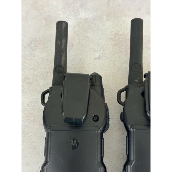 Motorola Walkie Talkies Talkabout Two Way Radios K7GMTCEJ With Charger - Picture 6 of 16